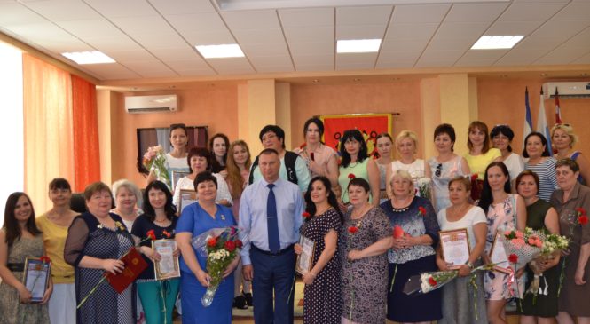 В Керчи поздравили социальных работников