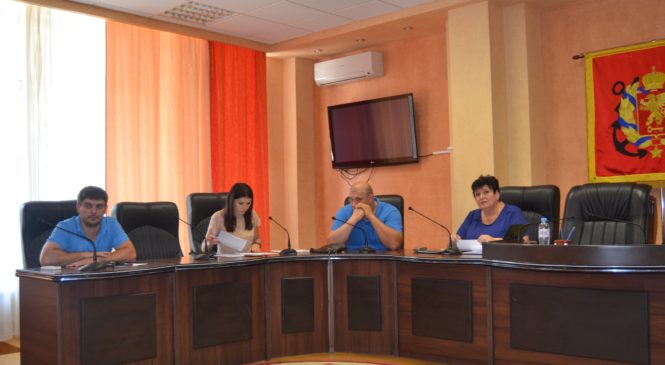 В Керченском городском совете прошли публичные слушания