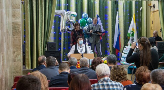 Одно из старейших предприятий Керчи ООО «Юг Интер-Пак»отмечает 75-летний юбилей