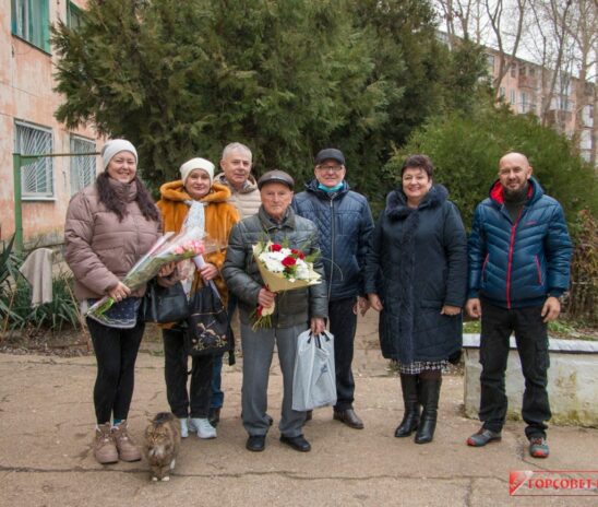 Поздравили с 90-летием ветерана труда Василия ПУКАСЯ